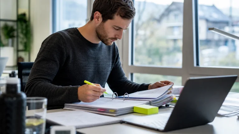 Strukturierte Prüfungsvorbereitung für die eidg. Marketingfachleute FA: Fallstudien unter Zeitdruck üben, Open-Book-Ordner